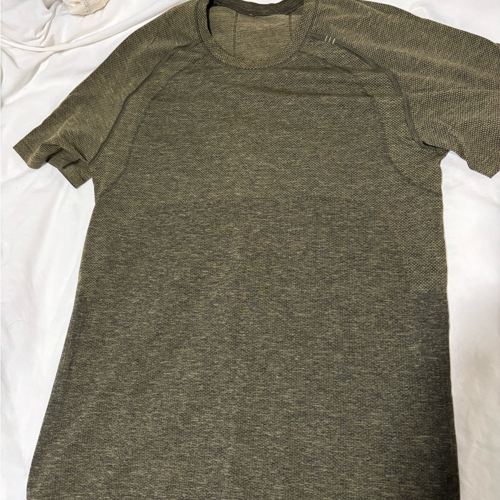 Lululemon Men's Olive Green T-Shirt